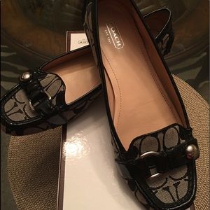 Coach flat shoe size 8.5